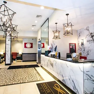 Hotel Pointe Plaza